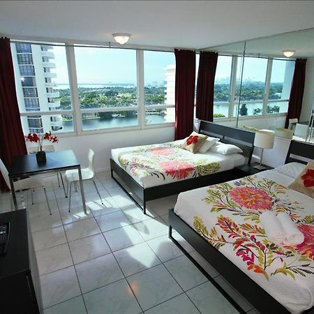 Castle 1118 Studio Bayview Direct Beach Access, Tennis, Pool, Restaurants, Free Parking Маями Бийч Екстериор снимка