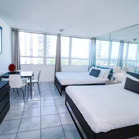 Castle 1118 Studio Bayview Direct Beach Access, Tennis, Pool, Restaurants, Free Parking Маями Бийч Екстериор снимка